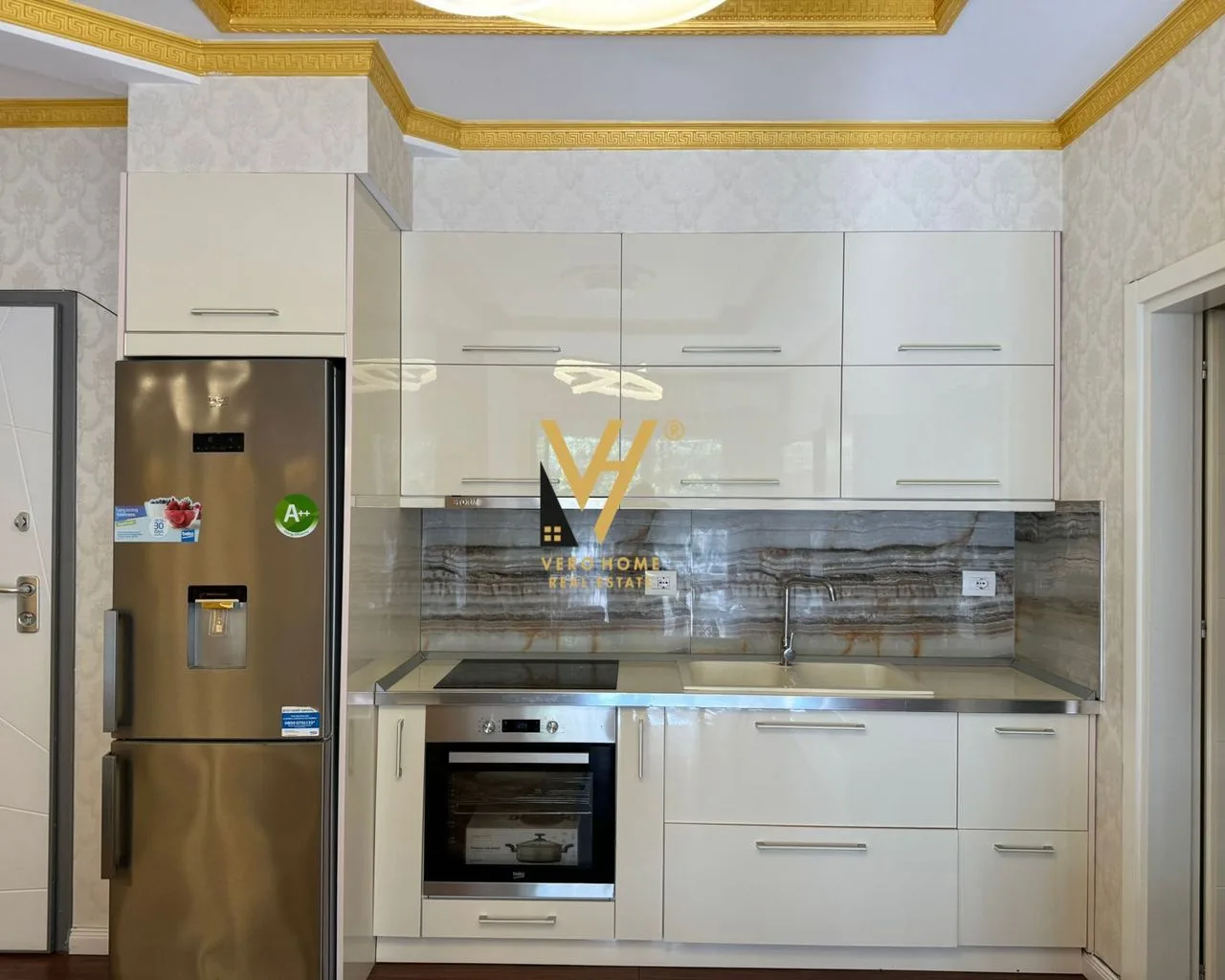 JEPET APARTAMENT 2+1+BLK ME QIRA TE LIQENI THATE 800 EURO 7