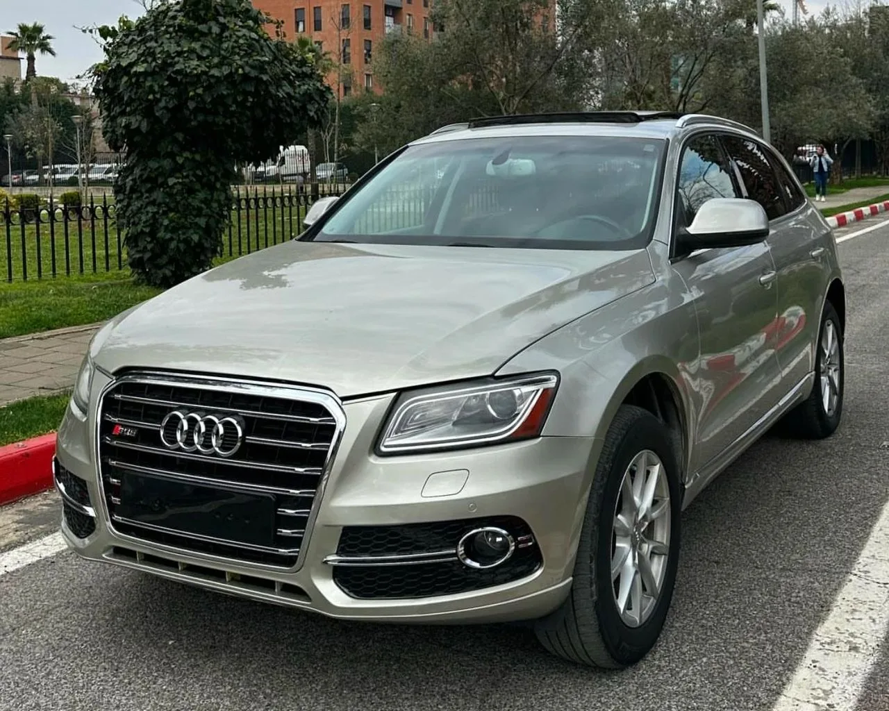 AUDI Q5 2.0 BENZIN 2014 FULL OPSION SUPER GJENDJE 6