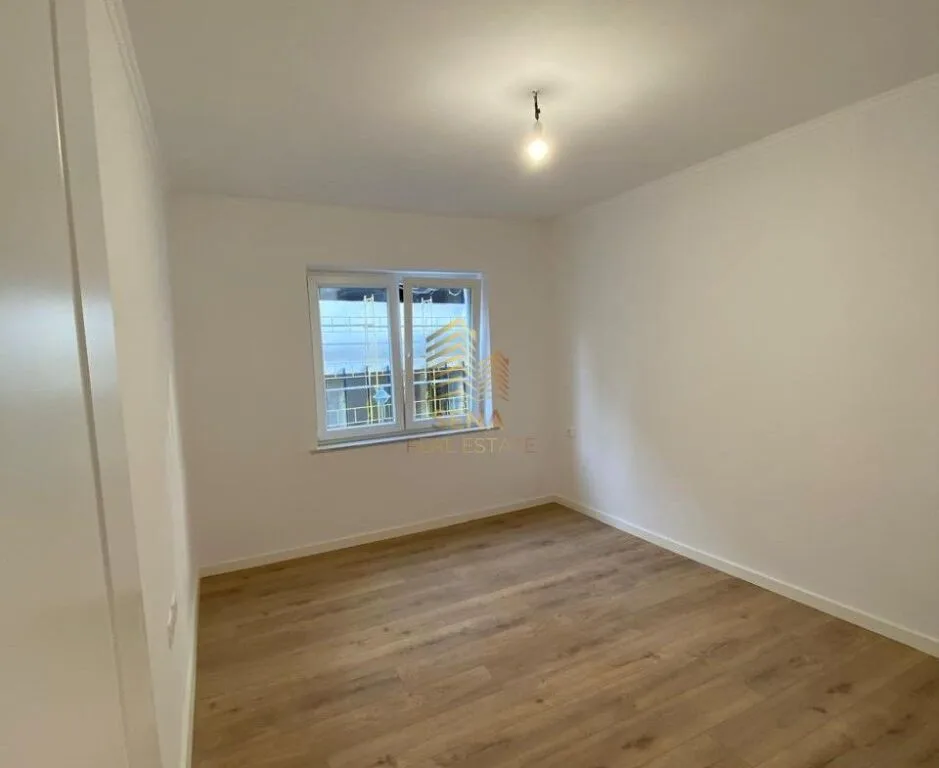 Shitet, Apartament 2+1+2+Blk, Rruga e Durresit – Blloku i Ambasadave, 185,000 Euro 8