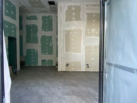 JEPET ME QERA AMBIENT BIZNESI "TE KRYQEZIMI VASIL SHANTO" 3210 EURO 10