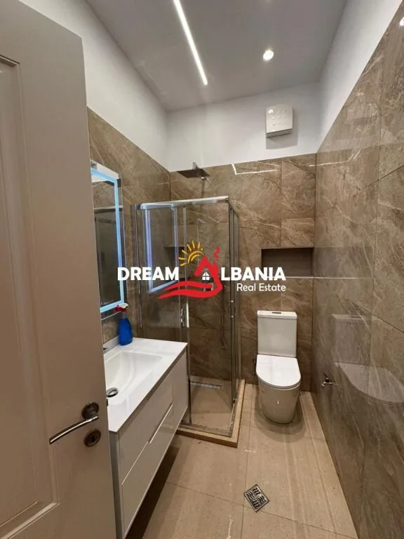 Shitet apartament 2+1 ne Astir prane Vila L 9