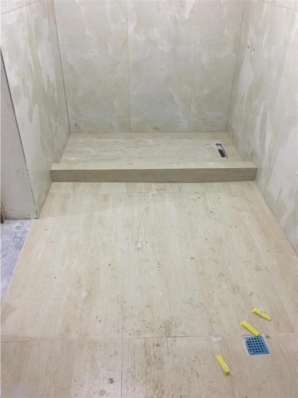 SHTRUES PLLAKASH, 11