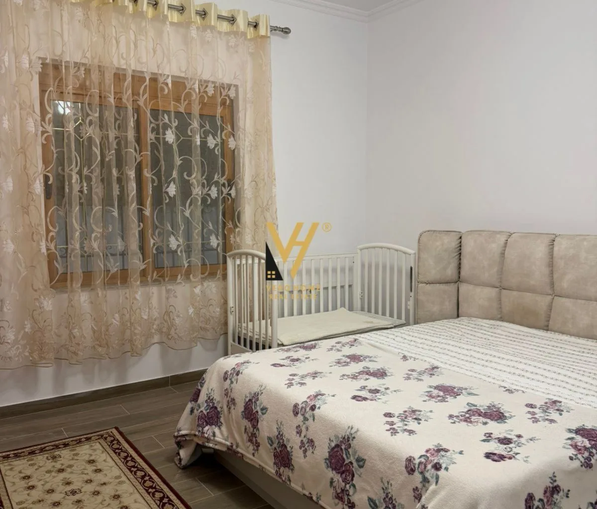 JEPET HYRJE 2+1 ME QIRA TE SIRI KODRA 600 EURO 4