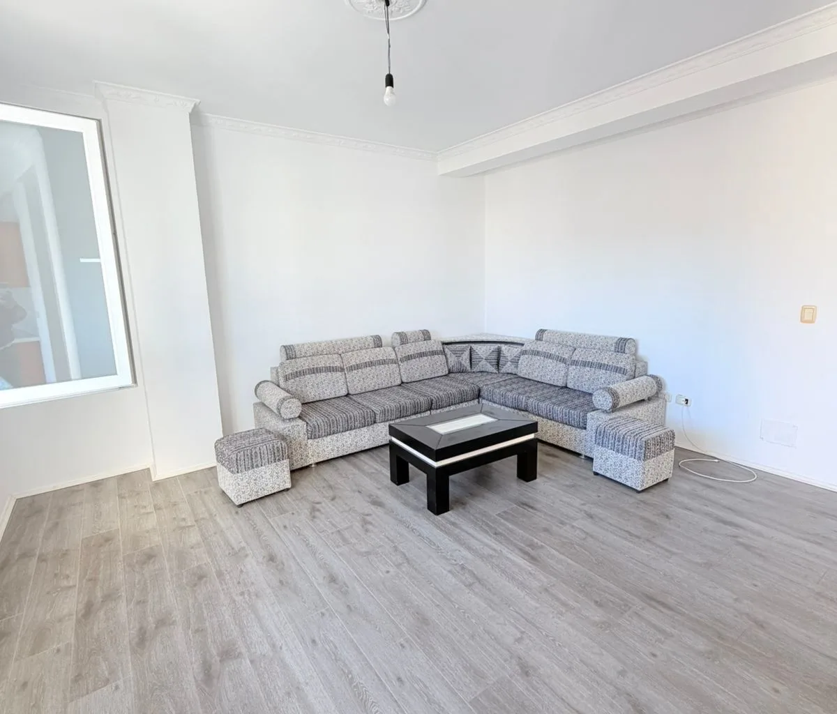 JEPET ME QERA KATI I DYTE I NJE VILE 3-KATESHE PRANE SPITALI