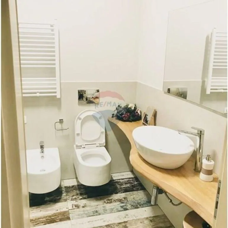 🏡 Shtepi ne shitje » Pranë Ish Zyrës së Regjistrimit të Pasurive të Paluajtshme "Hipoteka", Tirane 12