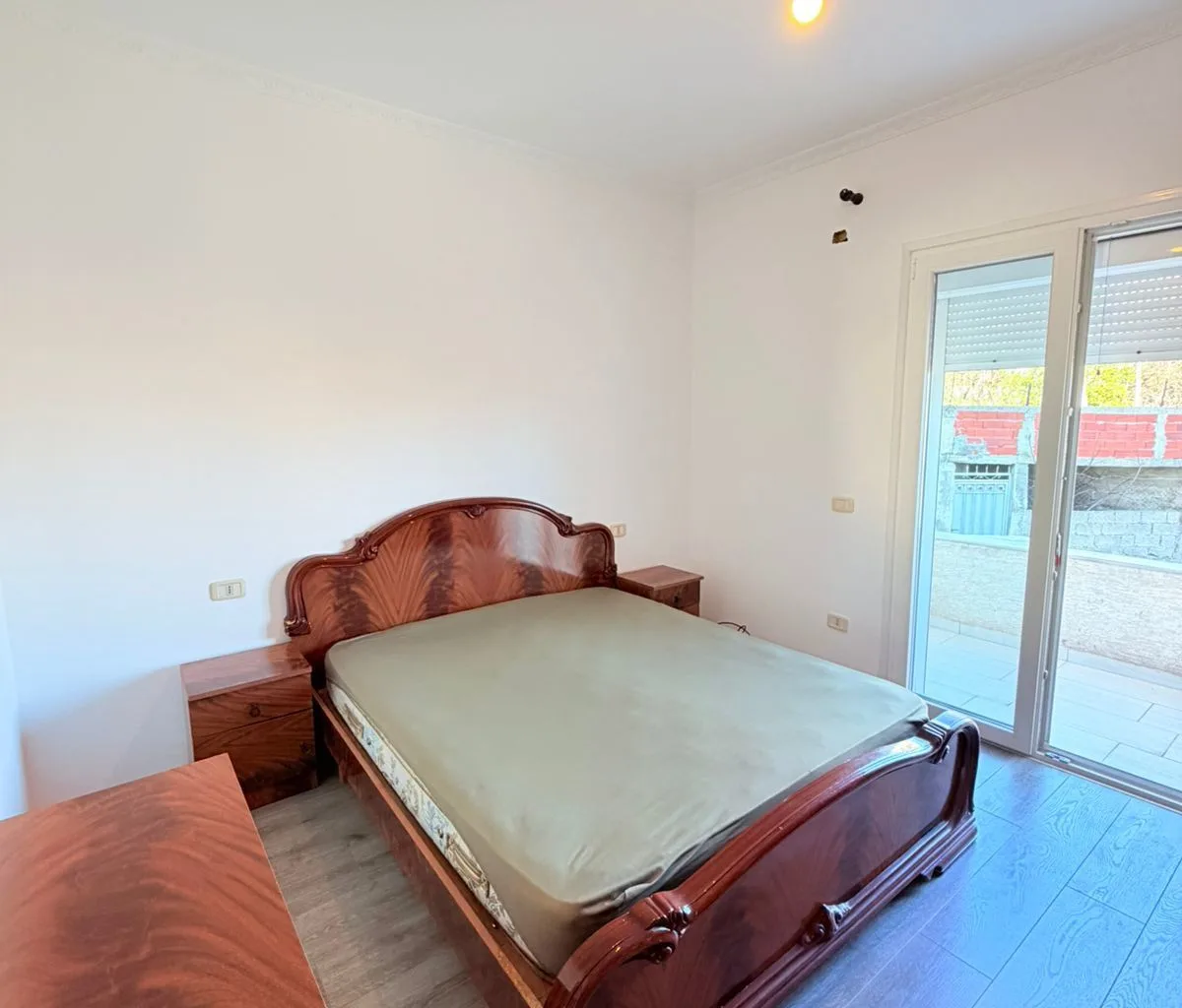 JEPET ME QERA KATI I DYTE I NJE VILE 3-KATESHE PRANE SPITALI 5