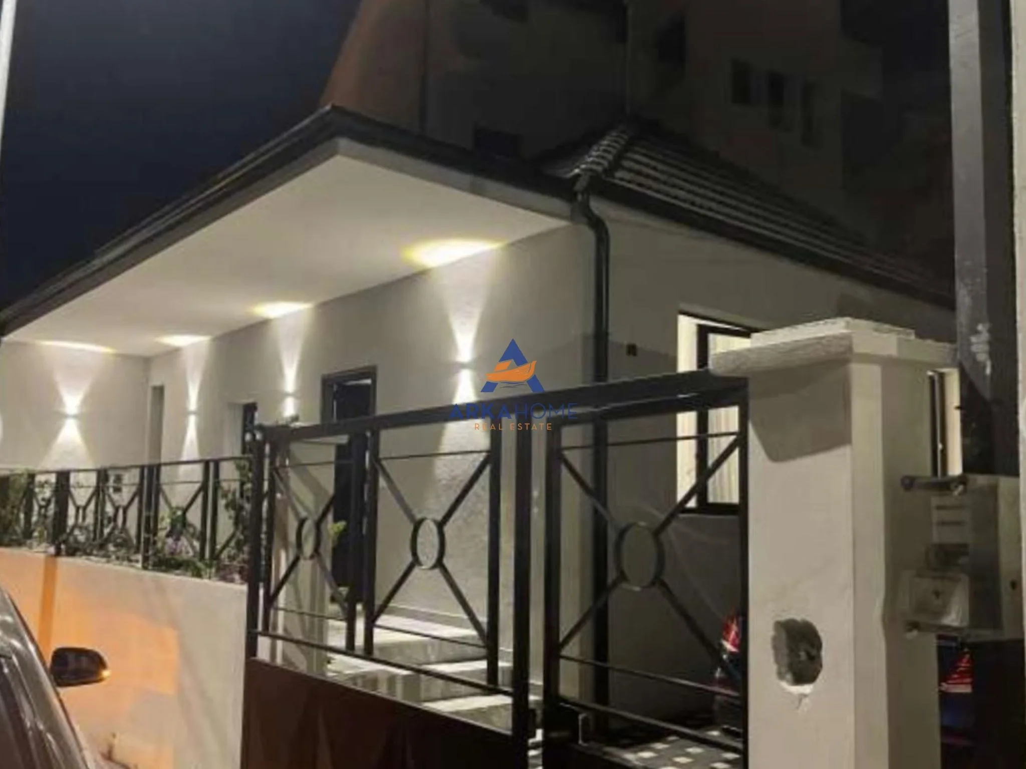 JEPET ME QERA SHTÈPI PRIVATE 1 KATESHE "SELITE" 60000 LEKE 12