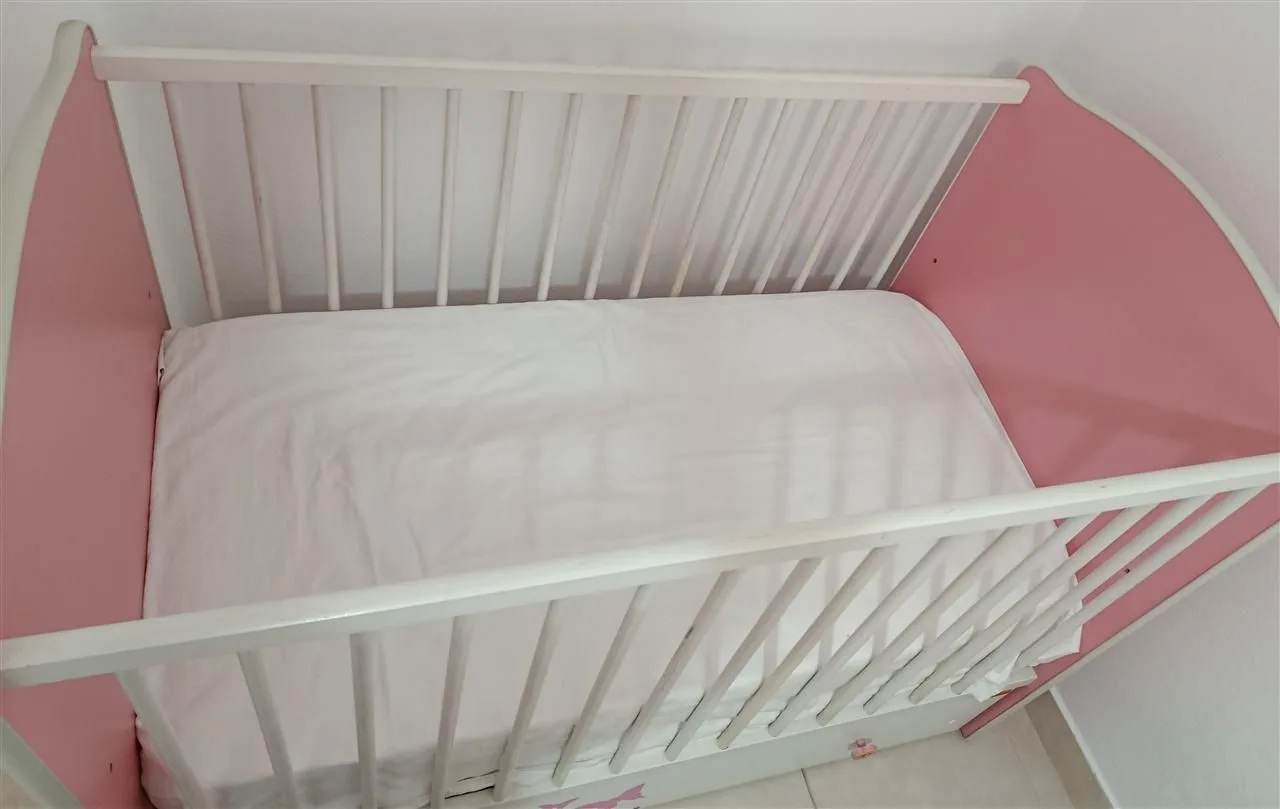 Krevat me lekundje Dyshek 3