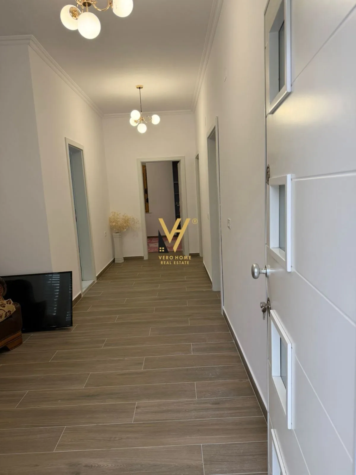 JEPET HYRJE 2+1 ME QIRA TE SIRI KODRA 600 EURO 16