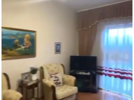 🏡 Shtepi me qera » Komuna e Parisit, Tirane 14