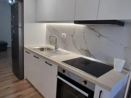 SHITET APARTAMENT 2+1+BALLKON "DON BOSKO" 225.000 EURO 12