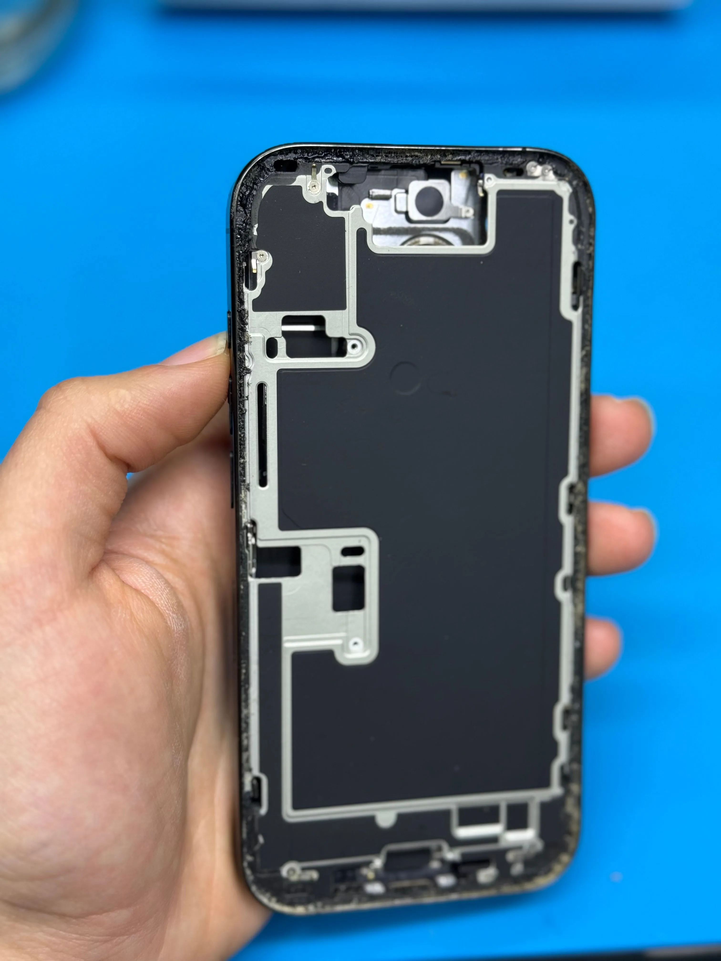 SHASI / KASE IPHONE 16 PRO CE PER PJESE 4