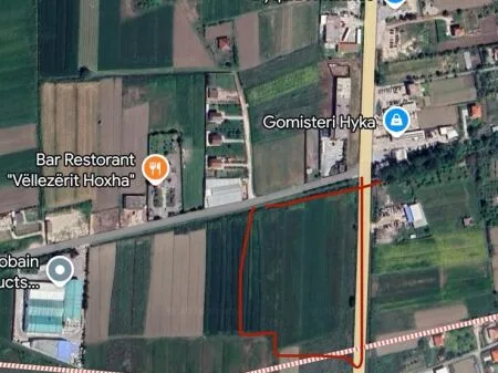 SHITET TOKE 2.000 M2 NE MARQINET, VORE 200.000 EURO 7