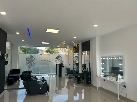 Ambjent Biznesi Me Qera » Fresk, prane Restorant Qesaraka, Tirane