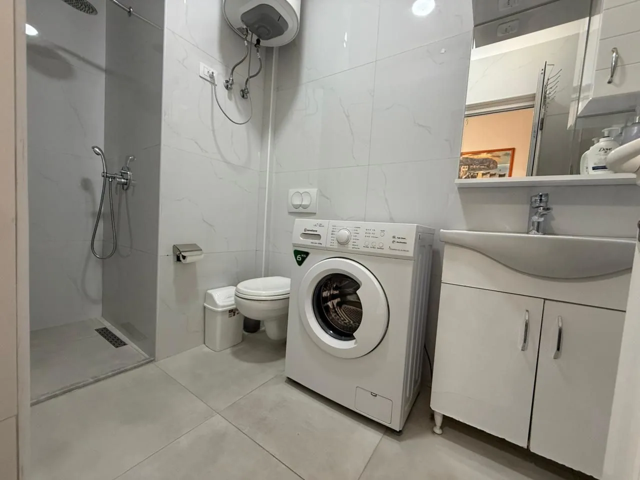 Japim me qira apartament 1+1 te Garda 16