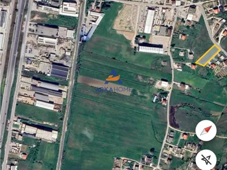 SHITET TOKE 8700 M2 "QEREKE, VORE" 300.000 EURO 9