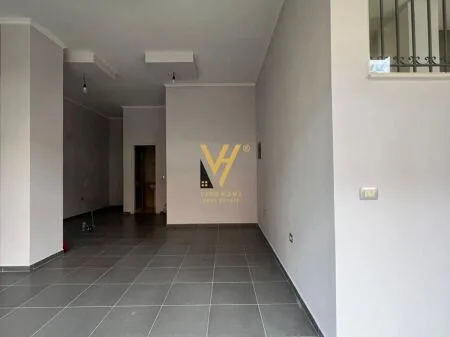 Ambjent Biznesi Me Qera » Fresk, prane Restorant Qesaraka, Tirane 5