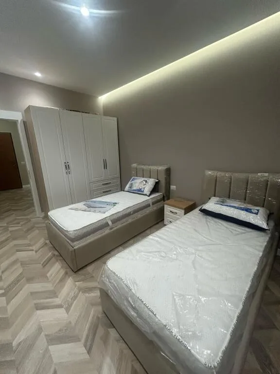 🏡 Shtepi ne shitje » Rruga e Barrikadave, Tirane 8