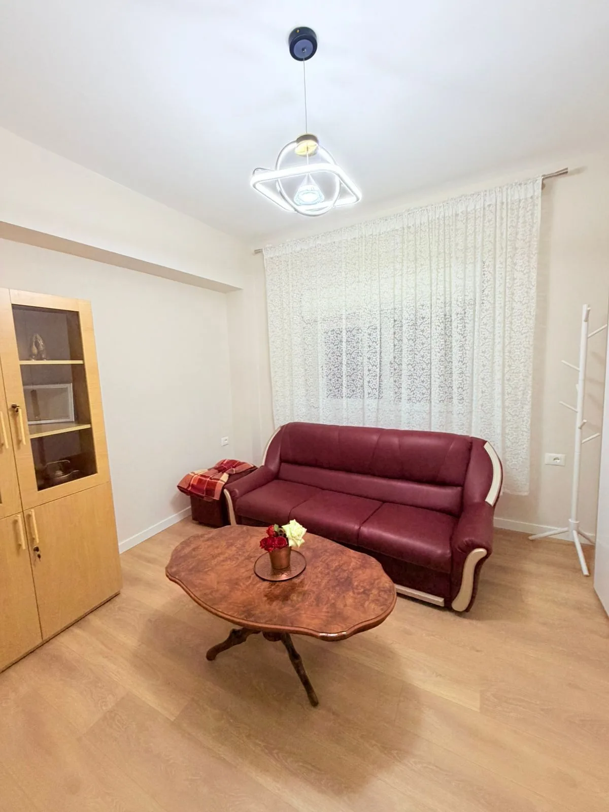 JEPET ME QERA APARTAMENT 2+1 PRANE MUZEUMIT, DURRES 13