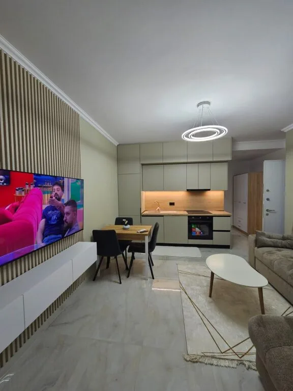 🏡 Shtepi me qera » Rruga 5 Maji, Tirane 4