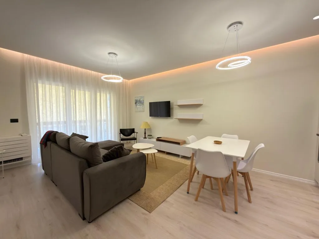 🏡 Shtepi me qera » Liceu Artistik Jordan Misja, Tirane 4