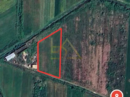 🏡 Toke ne shitje » Aeroporti Ndërkombëtar i Tiranës “Nënë Tereza”, Tirane 5