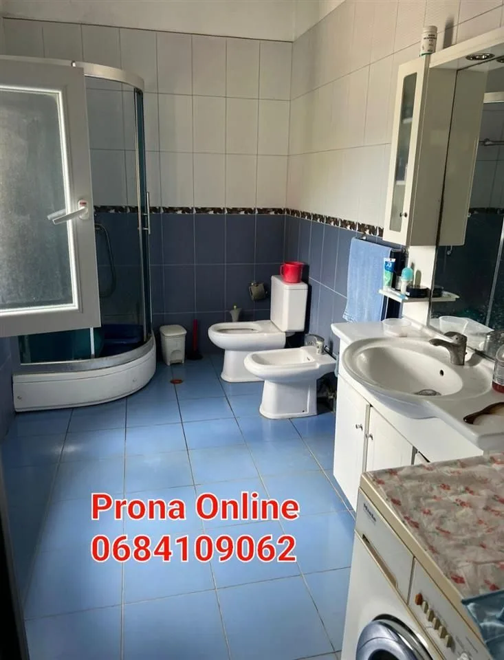 SHITET vilë 3 kate pranë 4 Rrugëve të Shijakut 9