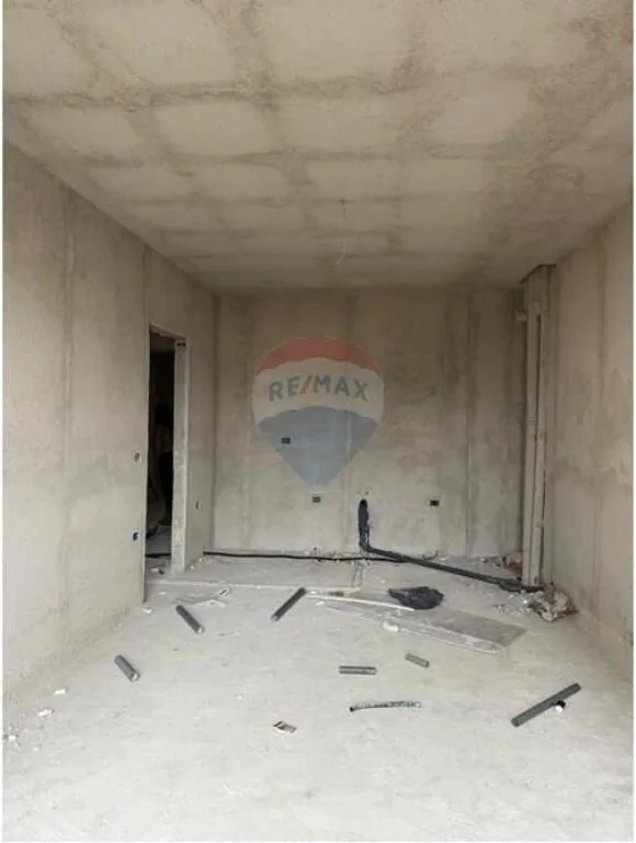 🏡 Shtepi ne shitje » Parku Ish-Fusha e Aviacionit, Tirane 7