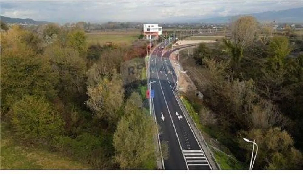 🏡 Toke ne shitje » Aeroporti Ndërkombëtar i Tiranës “Nënë Tereza”, Tirane 2