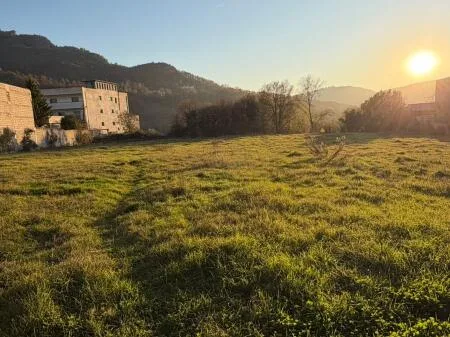 SHITET TOKE- PRANE EQUOS RESORT| 2800 m² 392,000 € 6