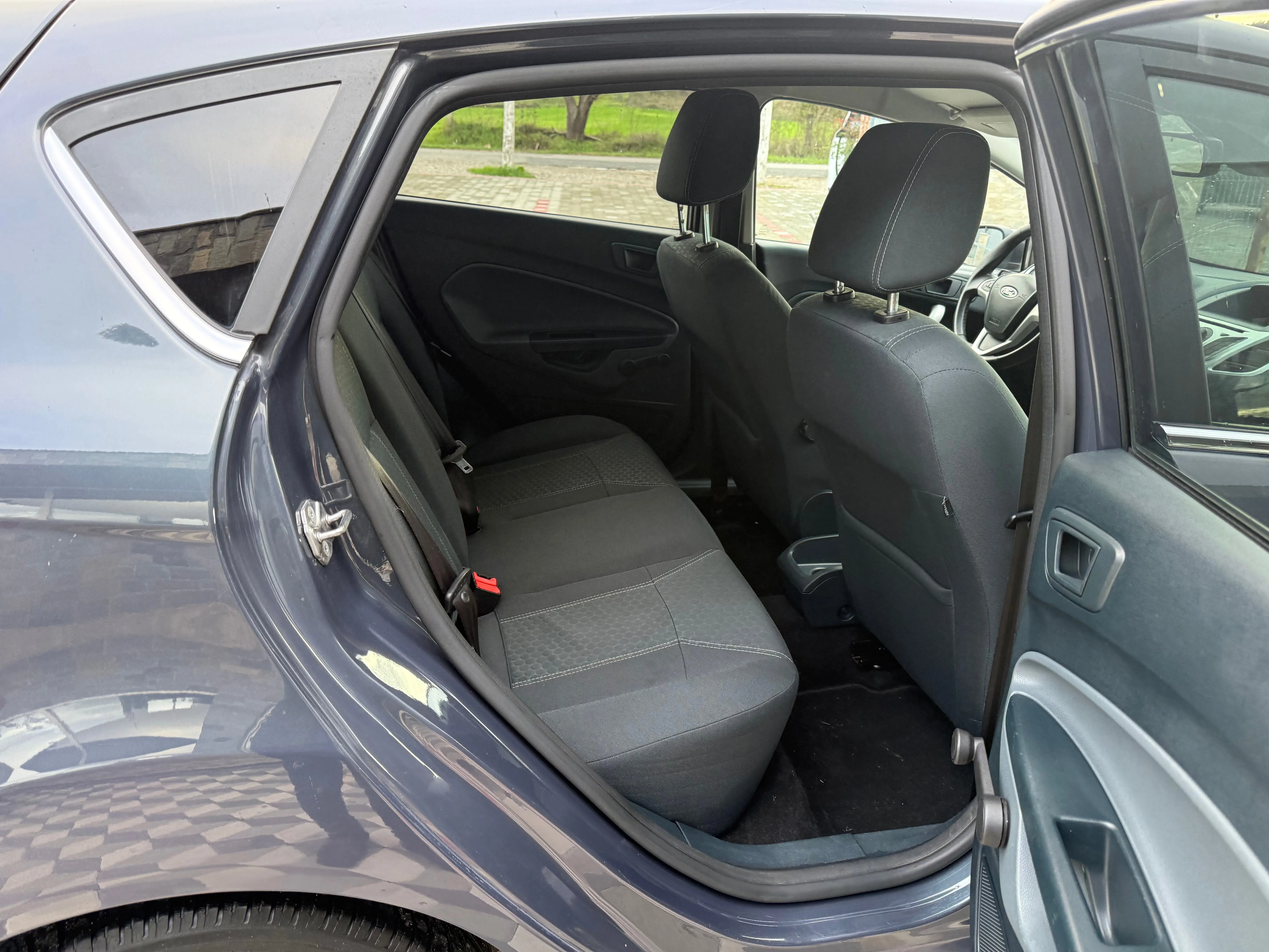 DISKUTUSHEM SHITET FORD FIESTA 1.6 NAFTE MANUAL VITI 2011 20