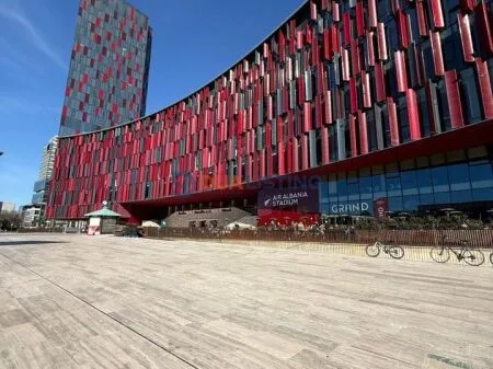 🏢 Qera Ambient Premium për Zyra në zemër të Tiranës 📍 Air Albania Stadium 7