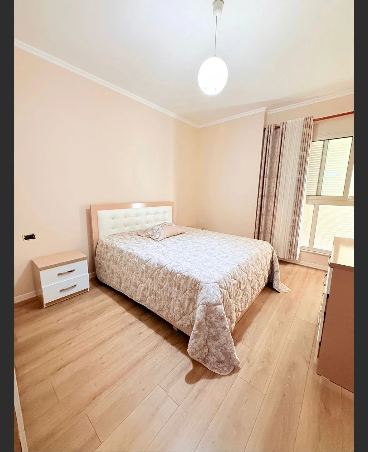 SHITET APARTAMENT 2+1 PRANE GJYKATES, DURRES 11