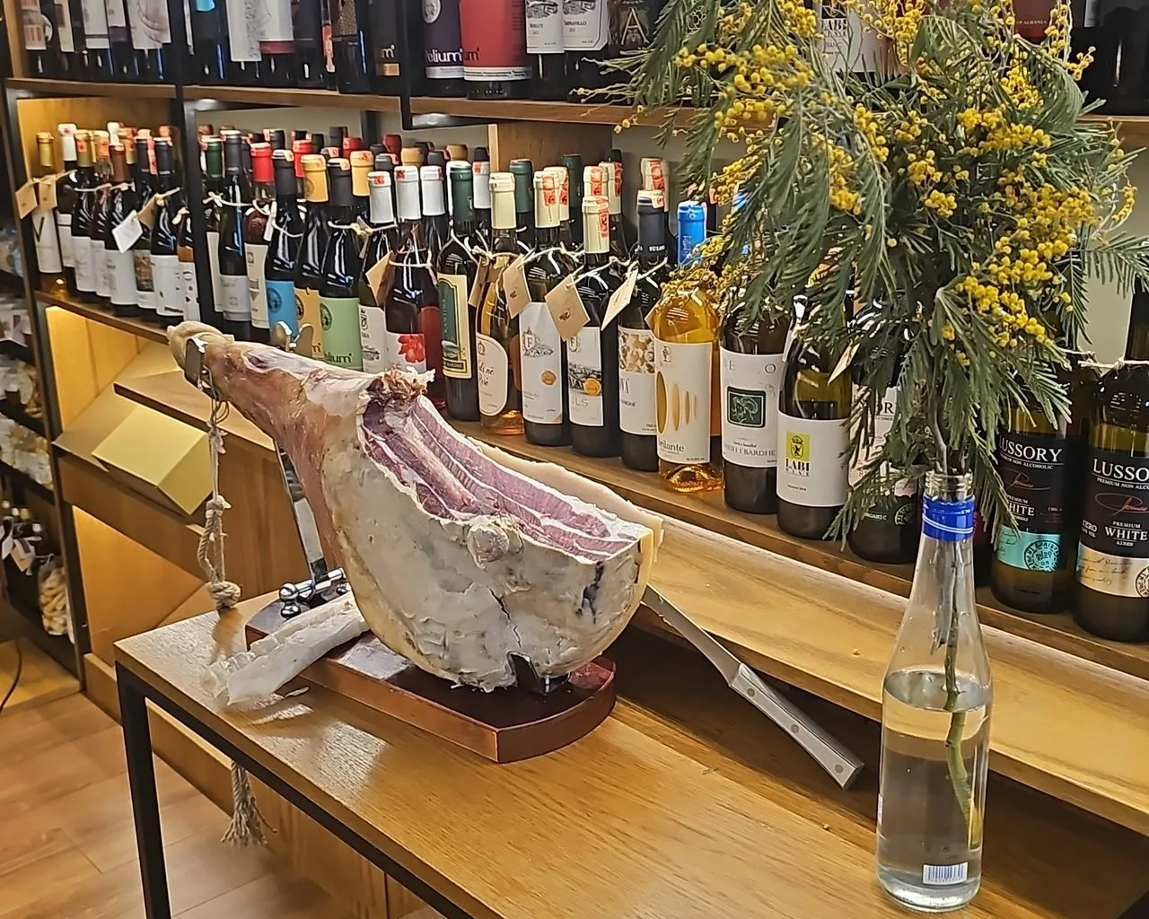 Punetore per dyqan vere