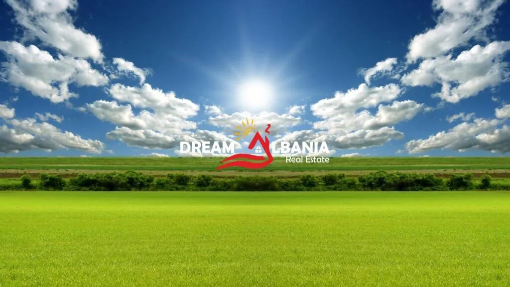 Shitet tokë 6,000 m² në Picar, pranë Vores – vetëm 500 m nga Autostrada Tiranë–Durrës 2