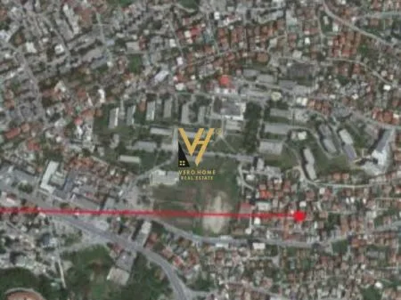 SHITET TOKE 250 M2 TE QYTET STUDENTI 13.000.000 LEKE