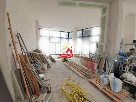 Shitet Ambient Komercial – Rruga e Kavajes 340,000 € 5