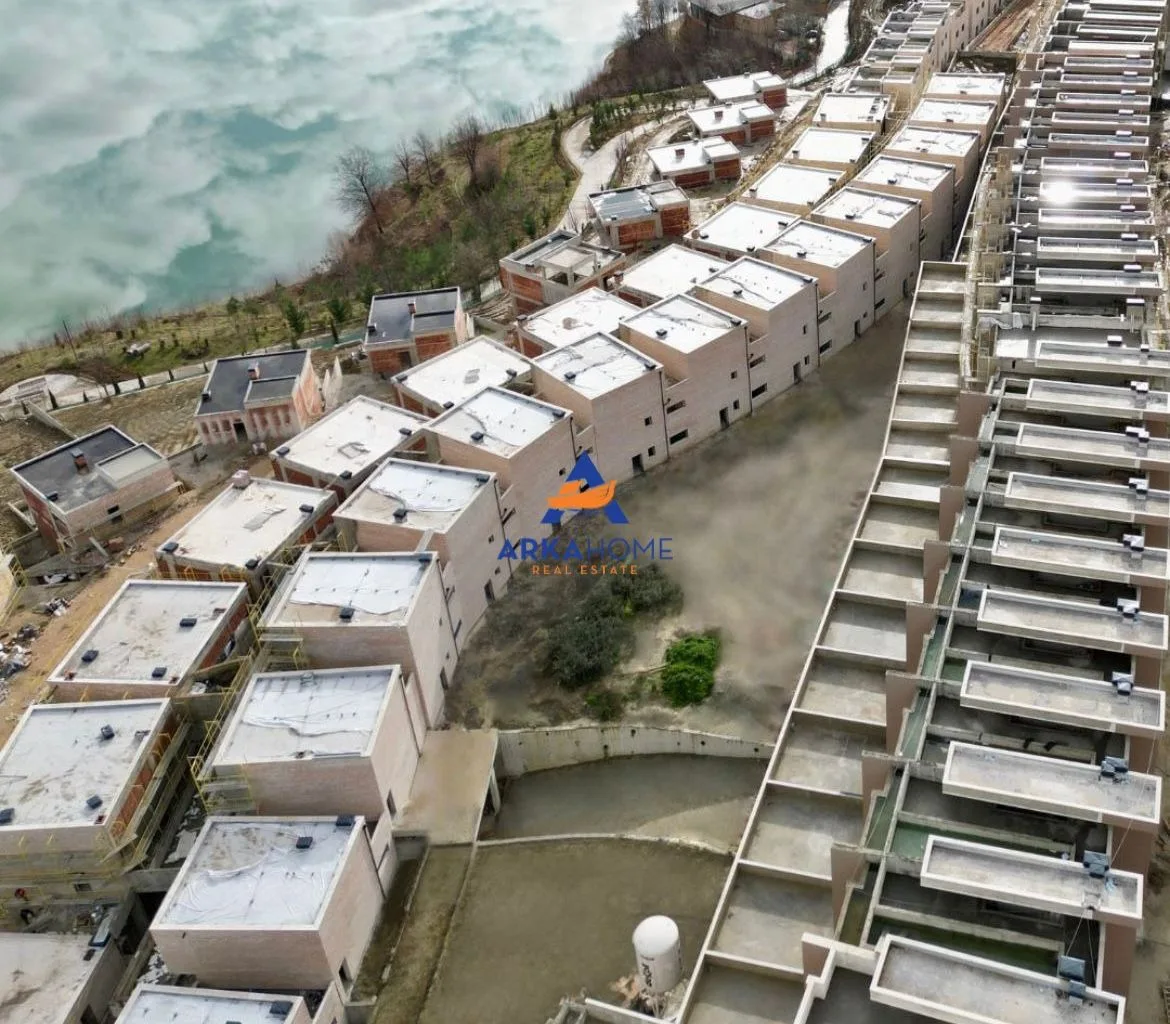 SHITET TRIPLEX 211M2 "FARKE" 390.000 EURO 3