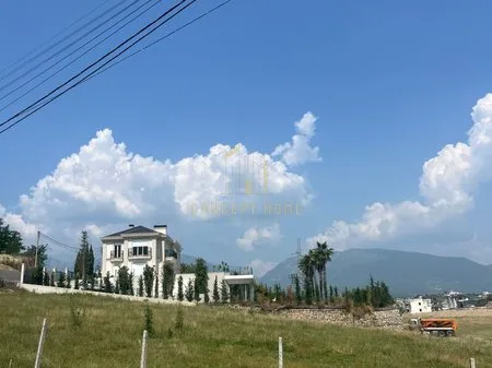 🏡 Toke ne shitje » Mjull Bathore, prane "Olive Villa", Tirane