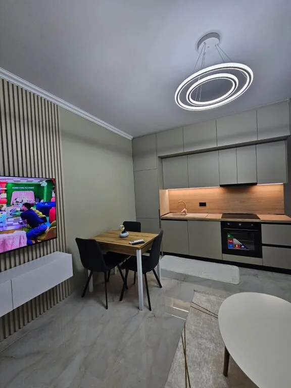 🏡 Shtepi me qera » Rruga 5 Maji, Tirane 3