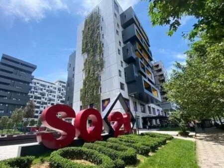 Shitet Ambient Komercial – Rruga e Kavajes 340,000 € 6