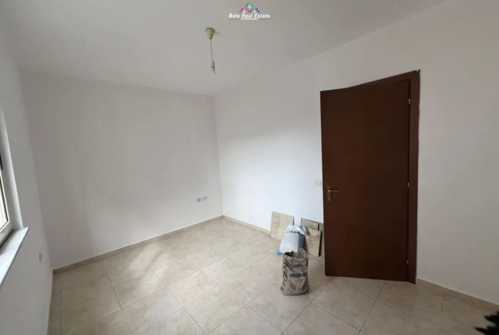 Zyre Me Qera 2+1 Tek Fusha e Aviacionit (ID BZ2848) Tirane 6
