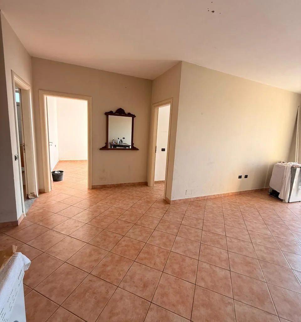 SHITET APARTAMENT 2+1 HOTEL ANTALYA PLAZH, DURRES 4