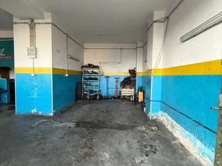 Ambjent Biznesi Me Qera » Ramazan Gaxherri, Tirane