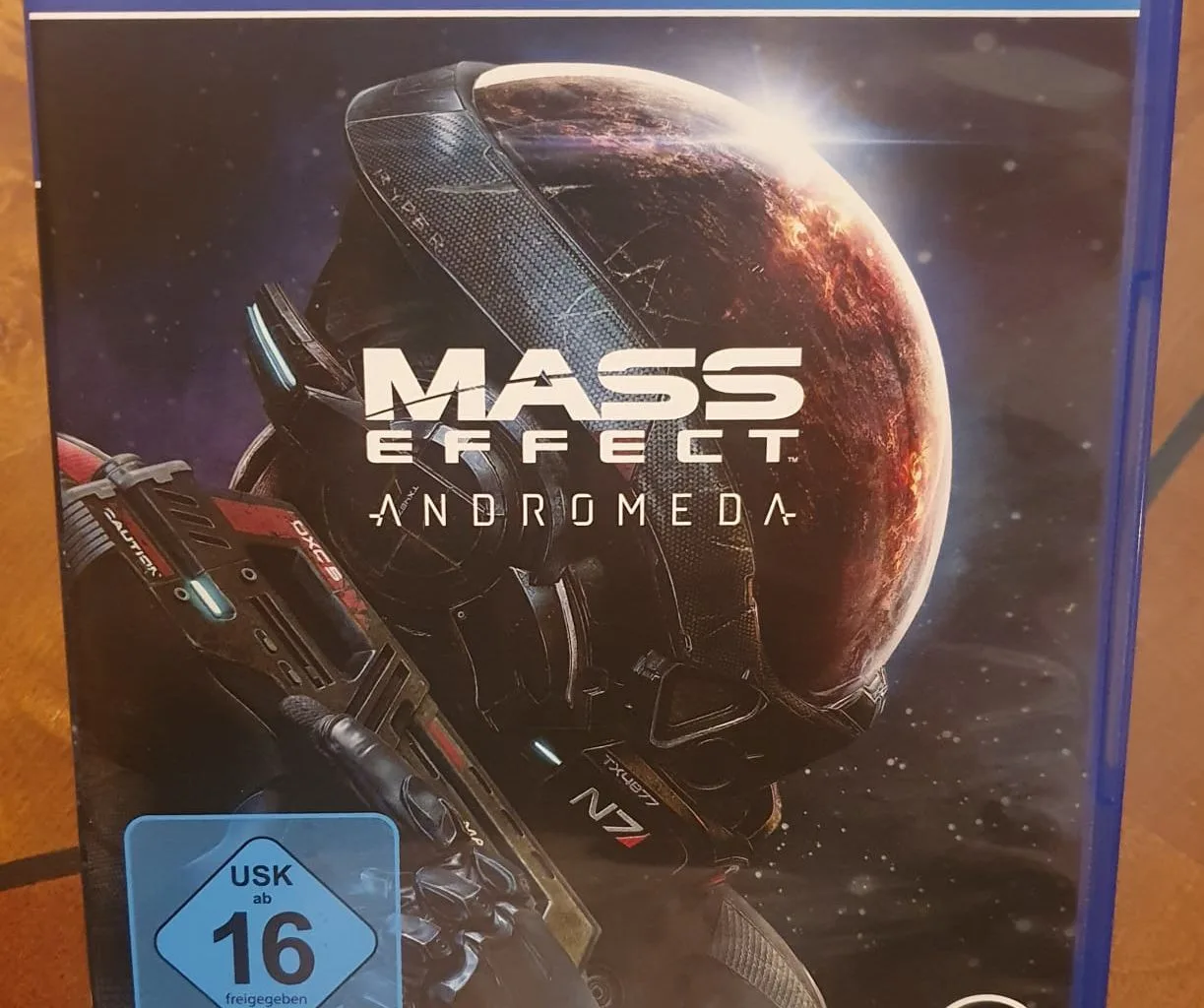 Mass Effect per Playstation 4 dhe 5.