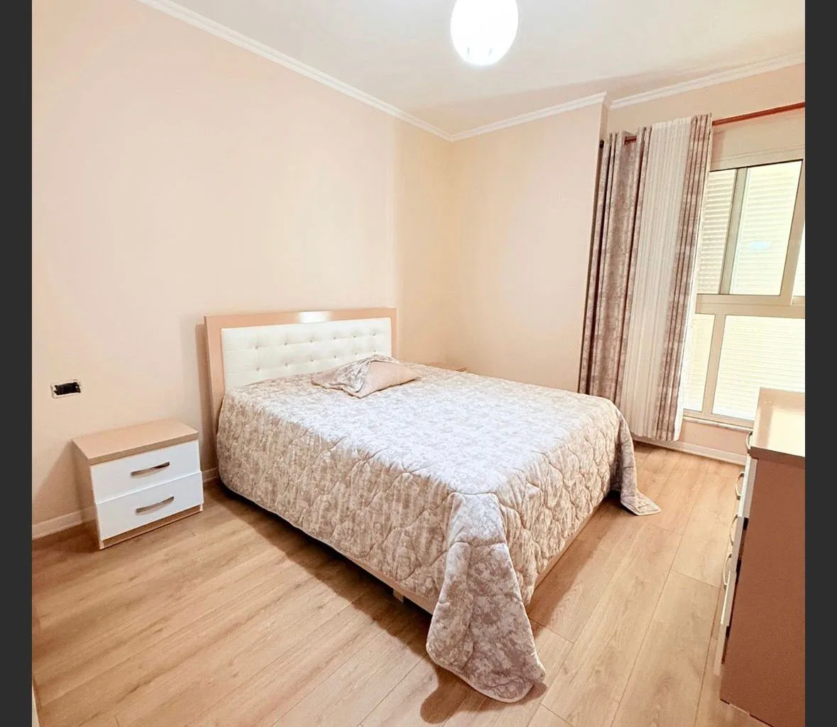 SHITET APARTAMENT 2+1 PRANE GJYKATES, DURRES 2