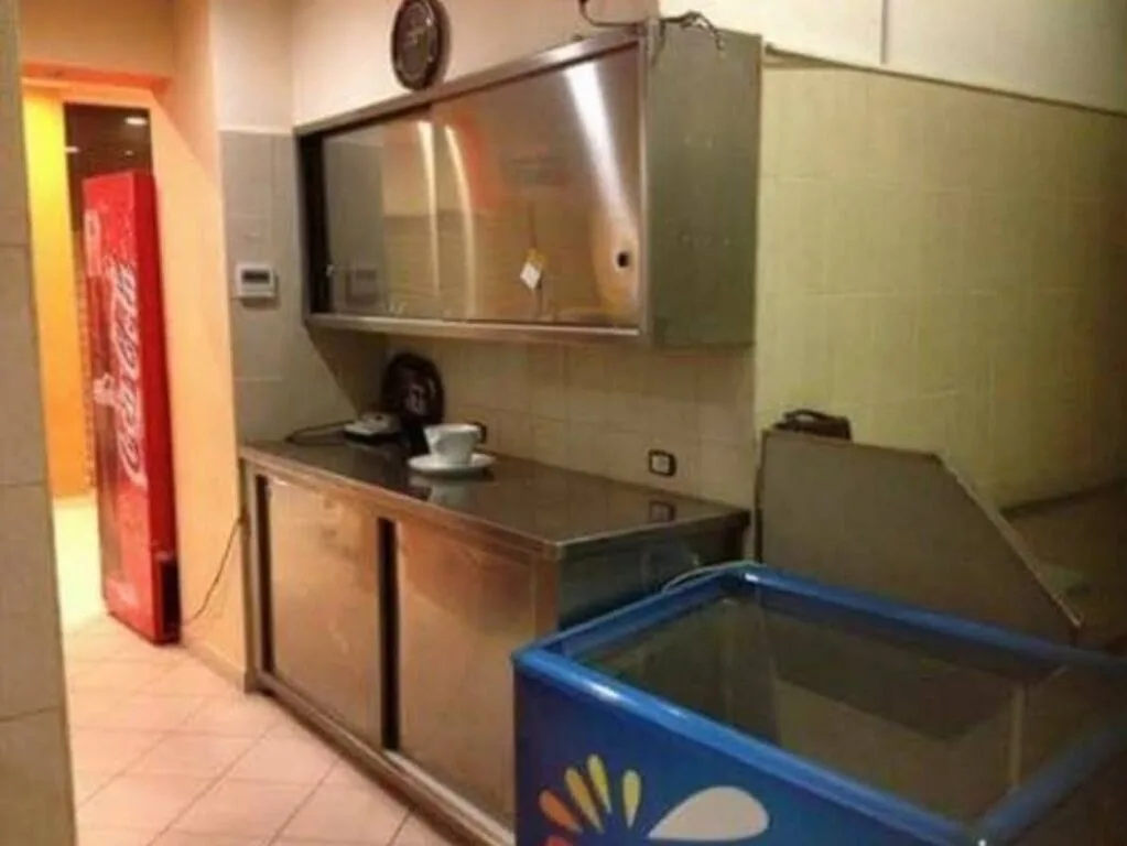 Ambjent Biznesi Ne Shitje » Rruga Shkelqim Fusha, Tirane 7