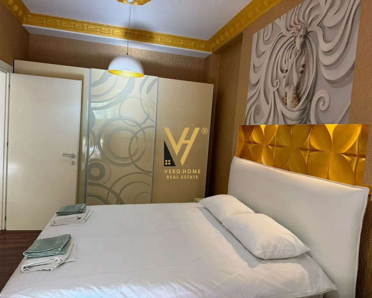 JEPET APARTAMENT 2+1+BLK ME QIRA TE LIQENI THATE 800 EURO 5