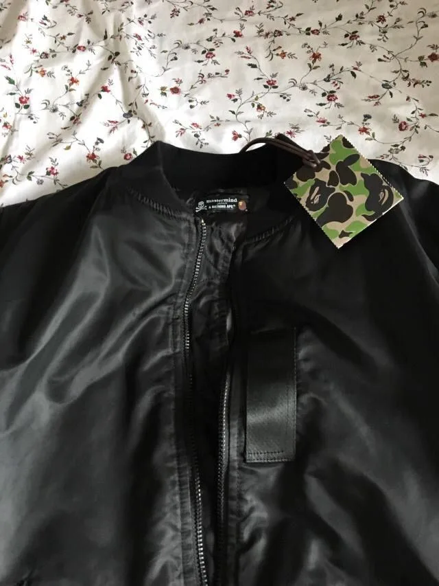 Shitet xhup bomber i vecant Mastermind Bape 4