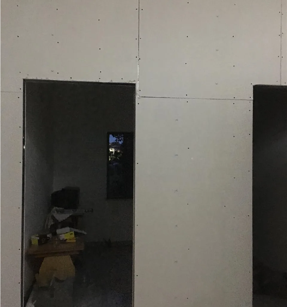 Bojaxhi, Suvatime punime gipsi dhe patinime 8